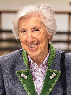 Urstöger Angela