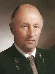 Höll Karl